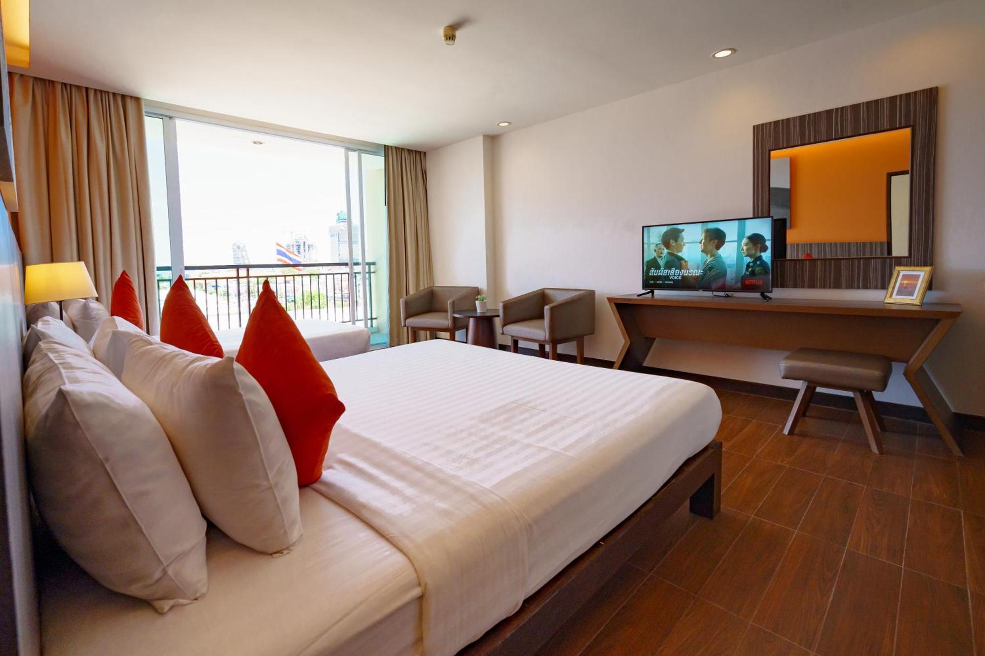 Hotel J Pattaya Eksteriør billede